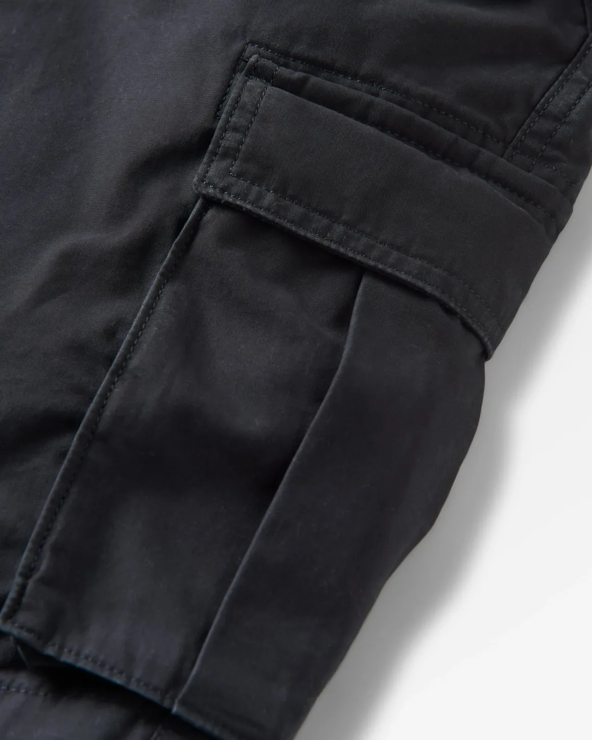 Adventurer Cargo Shorts - Black