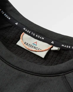 Atlantis Recycled Base Layer Long Sleeve T-Shirt - Black