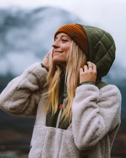 Beaumont Recycled Sherpa Hooded Fleece - Vintage White