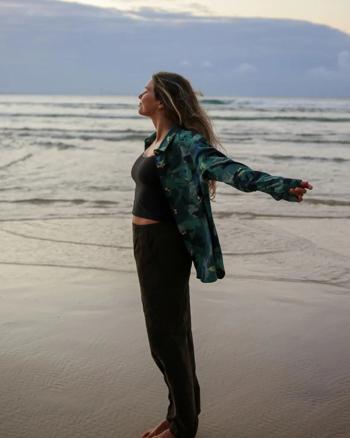 Coral Organic Cotton Long Sleeve Shirt - Alpine Camo Rain Forest