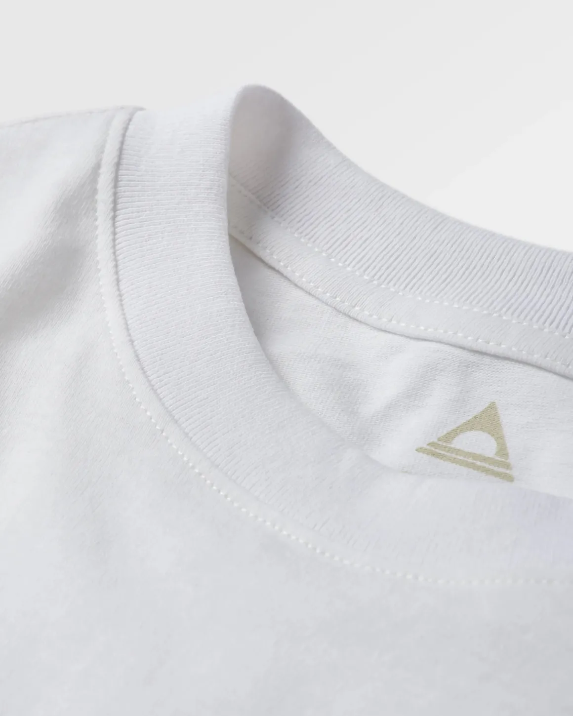 Elbio Recycled Relaxed Fit T-Shirt - White