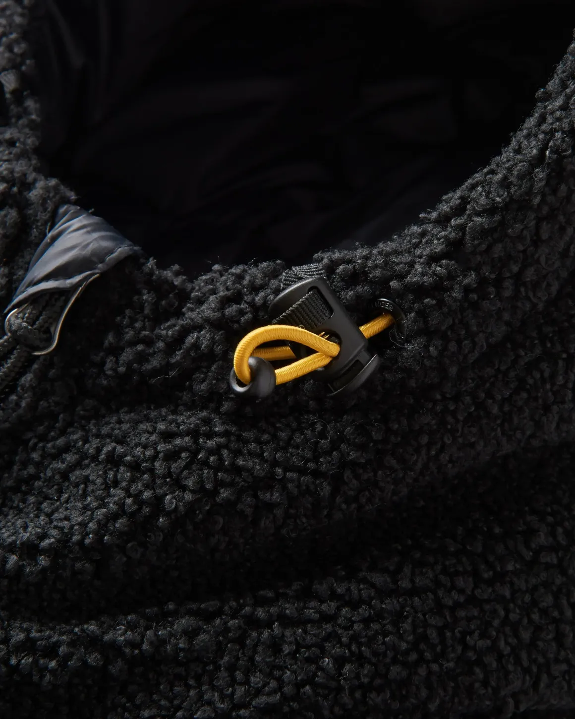 Elowen Hooded Recycled Insulated Jacket - Black