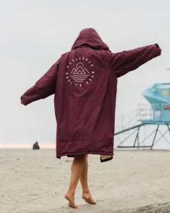 Escapism Recycled Sherpa Lined Changing Robe - Windsor Wine