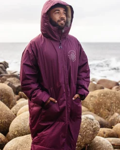 Escapism Recycled Sherpa Lined Changing Robe - Windsor Wine