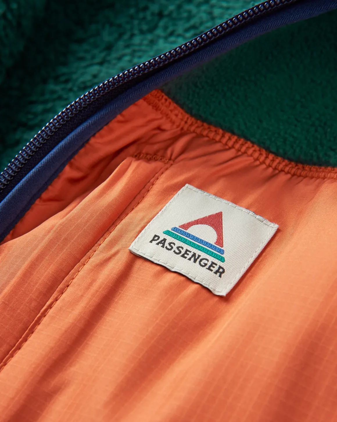 Loch Hooded Recycled Polar Fleece - Rain Forest/Rich Navy