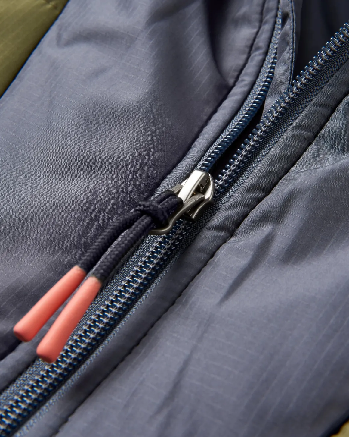 Oceanic Recycled Insulated Half Zip Jacket - Black/Khaki Green