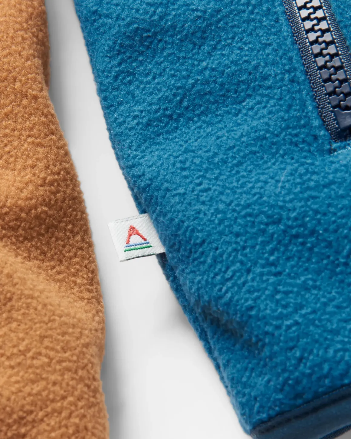 Set Off Recycled Polar Quarter Zip Fleece - Toffee/Blue Steel