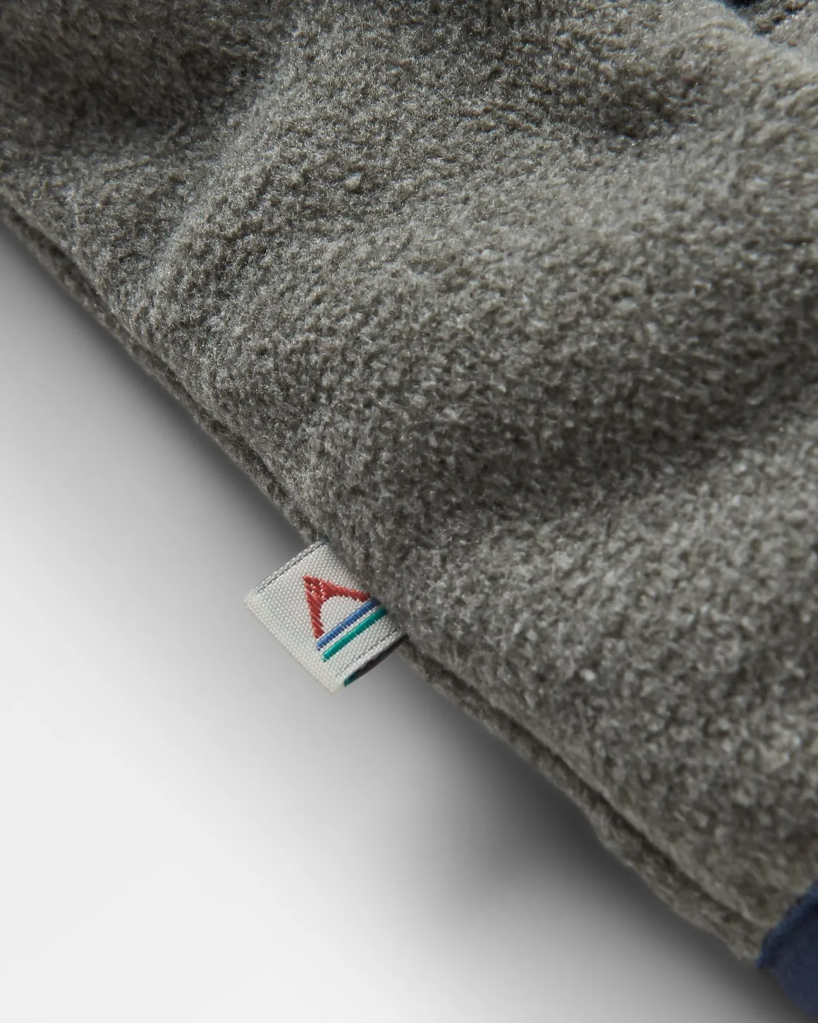 Switchback Recycled Micro Polartec® Fleece - Gray Marl 2