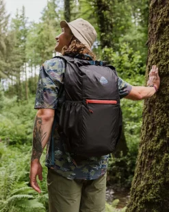 Trail Light Recycled Packable Backpack - Black