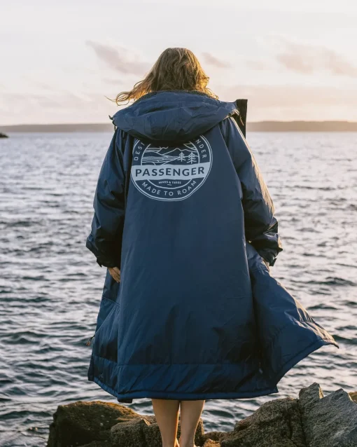 Waves Recycled Sherpa Lined Changing Robe - Rich Navy