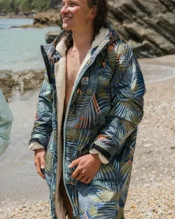 Waves Recycled Sherpa Lined Changing Robe - Palm Camo Apricot