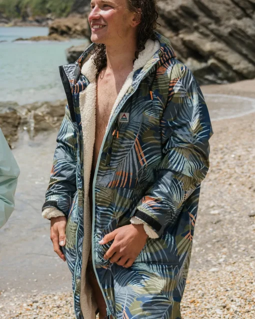 Waves Recycled Sherpa Lined Changing Robe - Palm Camo Apricot