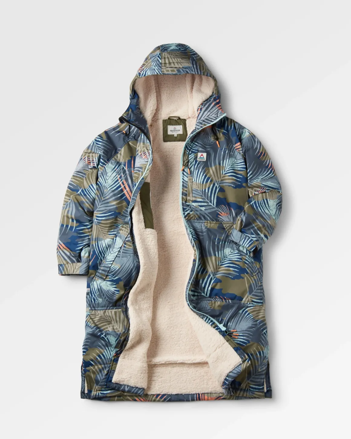 Waves Recycled Sherpa Lined Changing Robe - Palm Camo Apricot