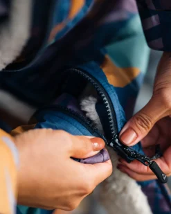 Waves Recycled Sherpa Lined Changing Robe - Deep Blue Camo Pattern