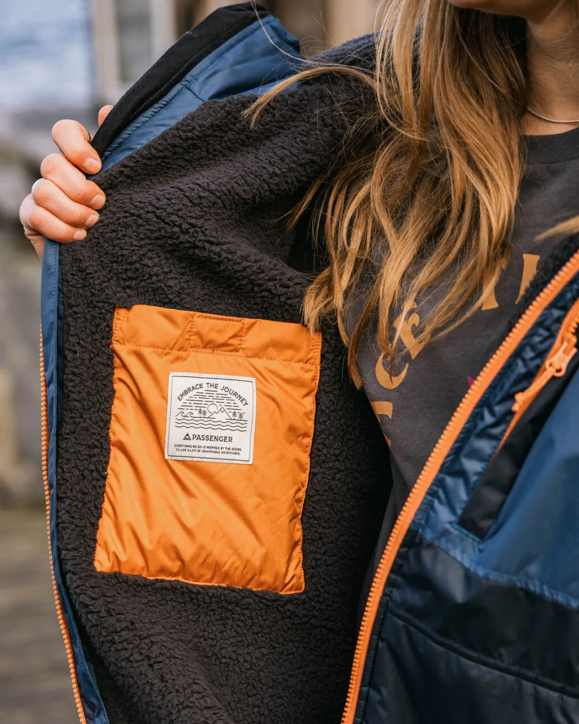 Waves Recycled Sherpa-Lined Changing Robe - Dark Denim/ Deep Navy
